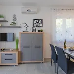 Sea & Stone No 1 In Apartman
